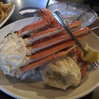 12A Buoy - 1 lb Snow Crab legs.  Soft delish and perfectly cooked! - Seafood Near Me - Fort Pierce, Florida