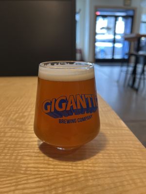 Gigantic Brewing Hawthorne Pub by null