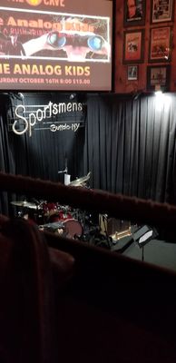 Sportsmen's Tavern by null