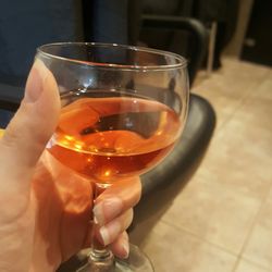 Vincent's Hair Design - Free wine!