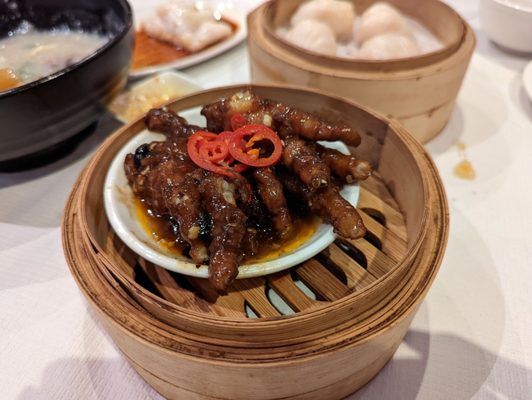 Golden Dragon (Chinatown) by null