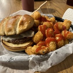 Debbie's Sportsmans Lounge - Bourbon burger