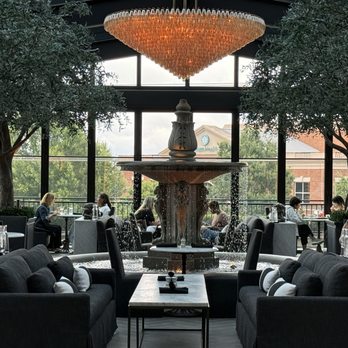 RH Rooftop Restaurant at RH Charlotte - Restaurant - American Near Me - Charlotte, North Carolina RH Rooftop Restaurant at RH Charlotte - Restaurant - American Near Me - Charlotte, North Carolina