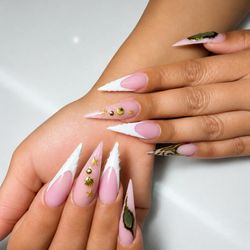 Bliss Nail Lounge
