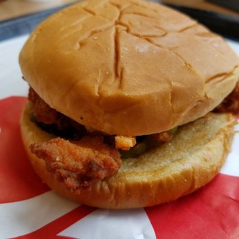 Chick-fil-A - Spicy chicken sandwich and YES its spicy hot! - Fast Food Near Me - Matthews, North Carolina