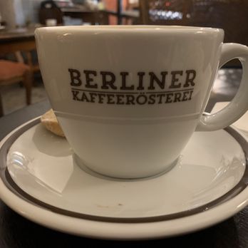 Berliner Pfannkuchen - Golden Latte - Cafes Near Me - Berlin, BE Berliner Pfannkuchen - Golden Latte - Cafes Near Me - Berlin, BE