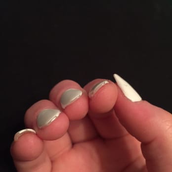 Mystique Nails & Spa - My technician didn't bother doing a good job at or cleaning up the paint job... - Nail Salons Near Me - Louisville, Kentucky