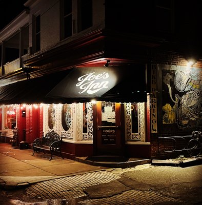 Joe's Inn the Fan by null