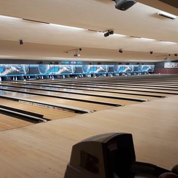 Valencia Lanes - Bowling Near Me - Newhall, California Valencia Lanes - Bowling Near Me - Newhall, California