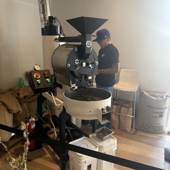 Varraco Coffee + Roasters - Bean Roasting - Coffee & Tea Near Me - Palm Desert, California