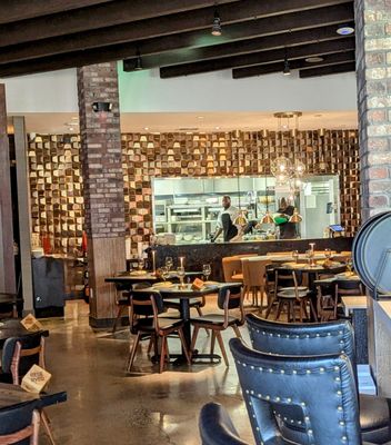 Q1227 Restaurant by null