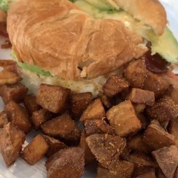 Huck's American Craft - Breakfast Huck's Egg Sandwich Breakfast - Bars Near Me - Baltimore, Maryland Huck's American Craft - Breakfast Huck's Egg Sandwich Breakfast - Bars Near Me - Baltimore, Maryland