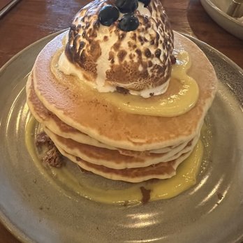 Yardbird - Lemon Meringue Pie Pancakes - Southern Near Me - Los Angeles, California