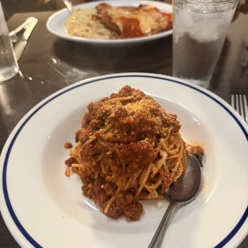 Il Chianti Italian - Bolognese and chicken parm with fettuccine Alfredo - Italian Near Me - Las Vegas, Nevada