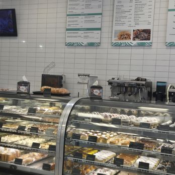 Miramar Bakery - Bakeries Near Me - Hollywood, Florida
