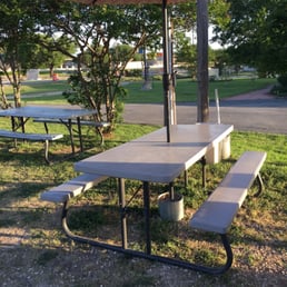 Seat yourself, no waiting