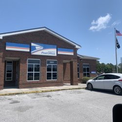 United States Post Office - Front entrance