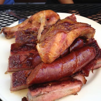 Gracie's - I'm not a hater but my coworkers even said the BBQ was dry. Don't go here!! - Barbeque Near Me - Vallejo, California Gracie's - I'm not a hater but my coworkers even said the BBQ was dry. Don't go here!! - Barbeque Near Me - Vallejo, California
