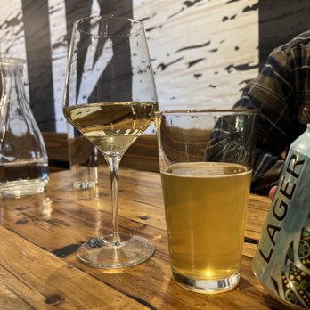 Drunken Goat - Pinot Grigio and Epic Lager - Salad Near Me - Edwards, Colorado
