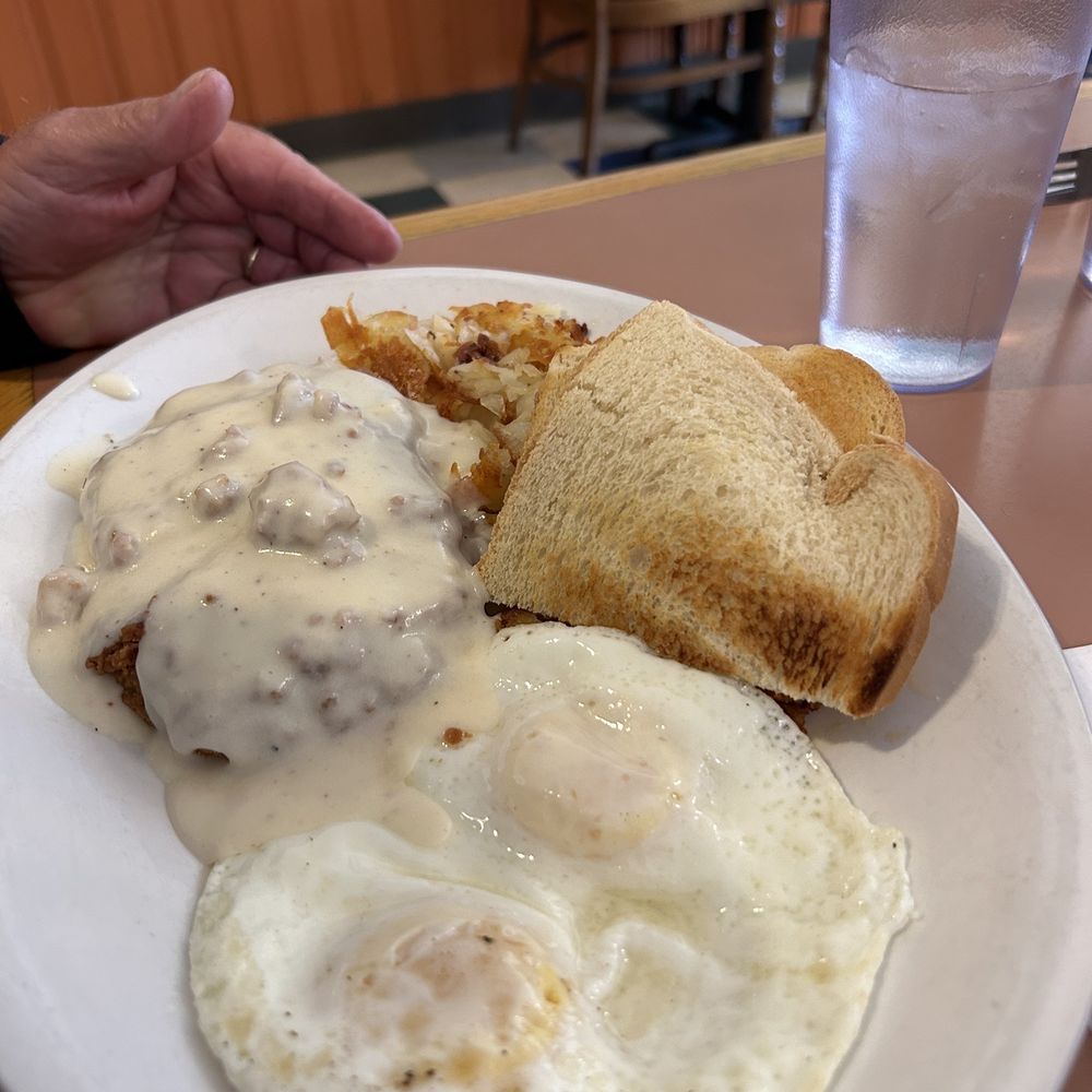 El Valle - Chicken fried steak - Breakfast & Brunch Near Me - Twisp, Washington El Valle - Chicken fried steak - Breakfast & Brunch Near Me - Twisp, Washington