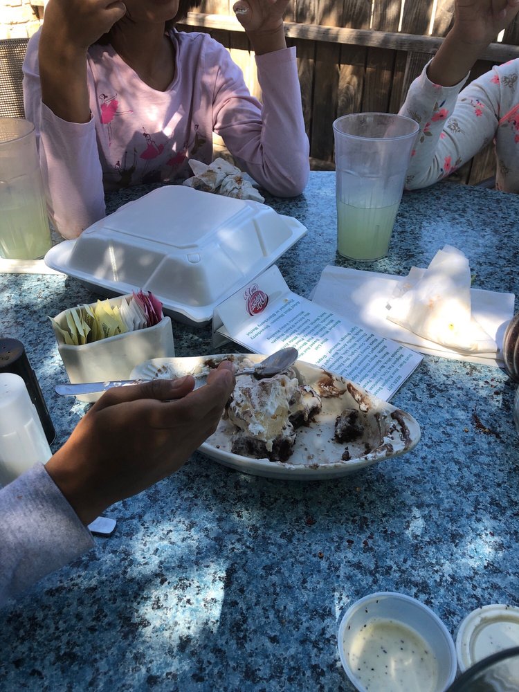 PIZZA PATIO 35 Photos & 80 Reviews 2203 1st St, Alamogordo, NM Yelp