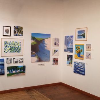 Gallery 4 - Art Galleries Near Me - Fargo, North Dakota Gallery 4 - Art Galleries Near Me - Fargo, North Dakota