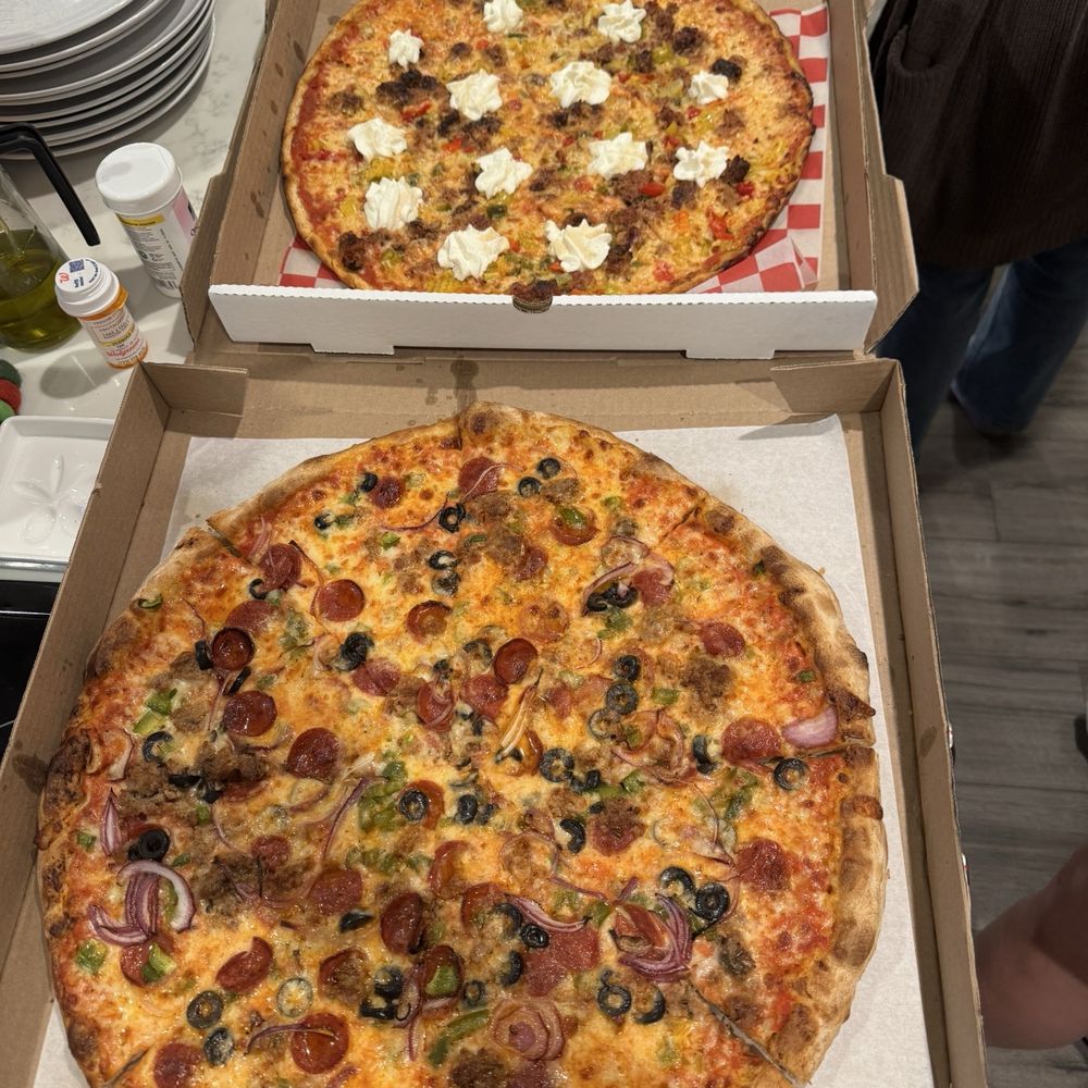 Pizza Matta - Pizza Near Me - Chicago, Illinois Pizza Matta - Pizza Near Me - Chicago, Illinois