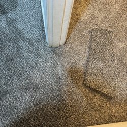 Wilson's Floor-Covering - Two different shades