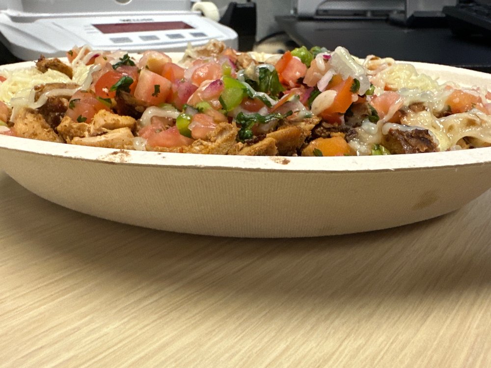 CHIPOTLE Updated August 2024 11 Reviews 4705 E Broadway Rd