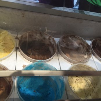 Moo-Lix - Ice Cream & Frozen Yogurt Near Me - Kelowna, British Columbia