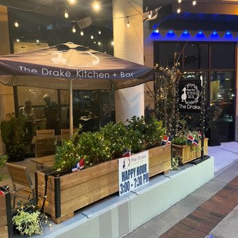 The Drake Kitchen & Bar - Exterior - Cocktail Bars Near Me - Orlando, Florida The Drake Kitchen & Bar - Exterior - Cocktail Bars Near Me - Orlando, Florida