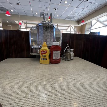Johnny Rockets - Burgers Near Me - Lehi, Utah