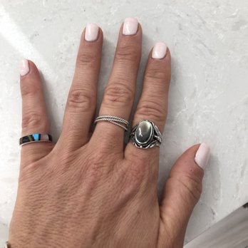Divine Nail Spa - Nail Salons Near Me - Sioux Falls, South Dakota