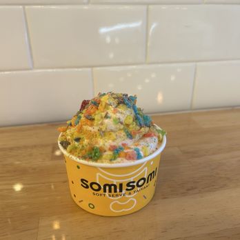 Somisomi - Sakura Berry in a cup - Ice Cream & Frozen Yogurt Near Me - Irvine, California Somisomi - Sakura Berry in a cup - Ice Cream & Frozen Yogurt Near Me - Irvine, California