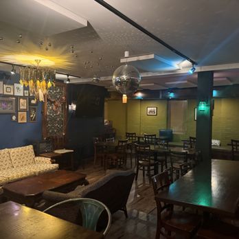 The Hoot - Bars Near Me - Columbia, South Carolina