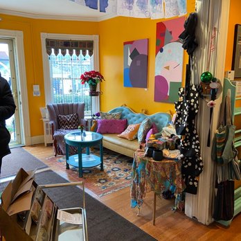 Extra Special Teas - a brightly colored living room - Bubble Tea Near Me - Great Barrington, Massachusetts