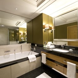 JW Marriott Hotel Ankara - Deluxe Room - Bathroom