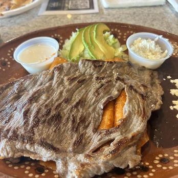 Sabor De Acayucan - Enchiladas de Queso con carne cecina, frijoles negros, lechuga, aguacate, y crema - Seafood Near Me - Weslaco, Texas Sabor De Acayucan - Enchiladas de Queso con carne cecina, frijoles negros, lechuga, aguacate, y crema - Seafood Near Me - Weslaco, Texas