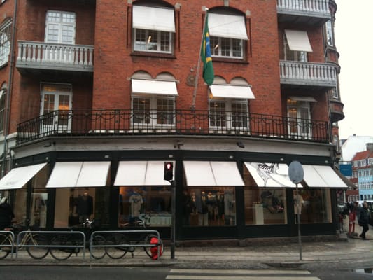 Storm - design art fashion by null