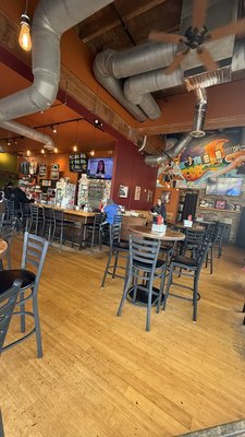 Fire on the Mountain Buffalo Wings | Burnside by null