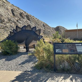 Dinosaur National Monument - Landmarks & Historical Buildings Near Me - Jensen, Utah
