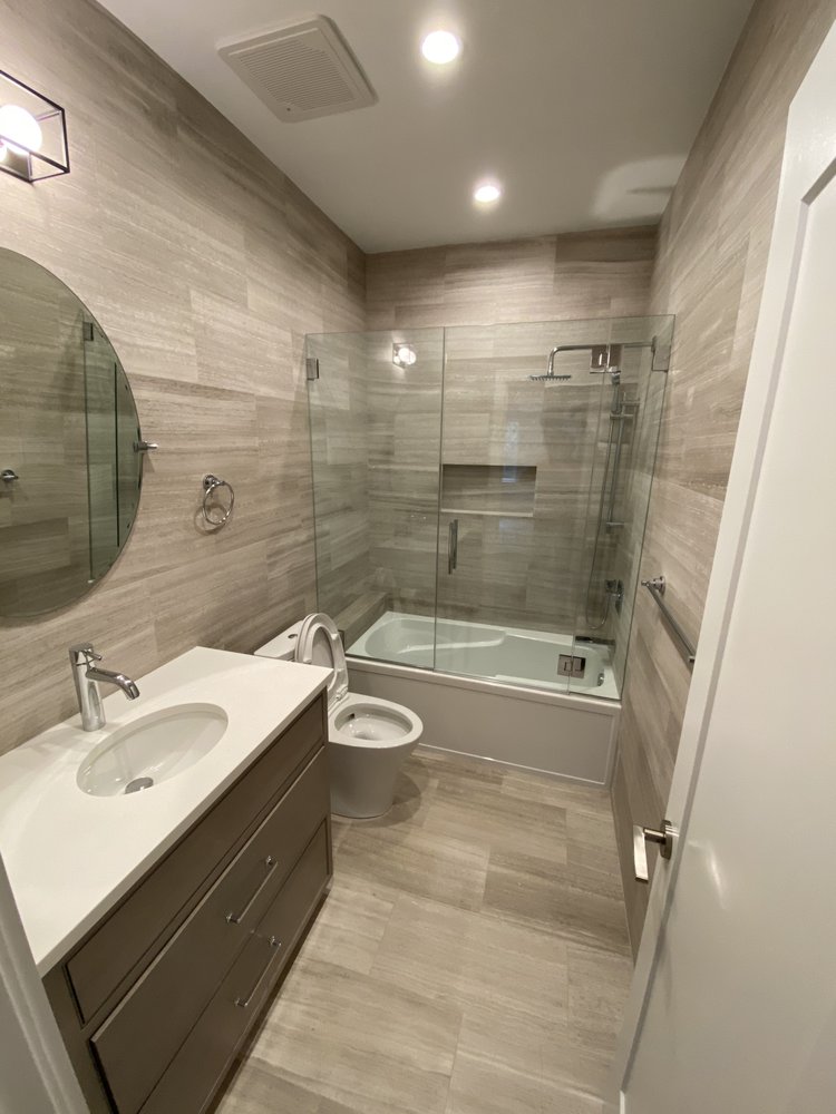 Slide of Lisi Contracting