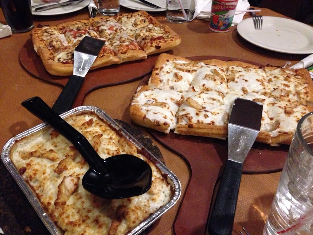 PIZZA HUT Updated October 2024 18 Reviews 3267 N Montana Ave