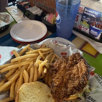 Hurricane Grill & Wings - Chicken sandwich - Chicken Wings Near Me - Fleming Island, Florida Hurricane Grill & Wings - Chicken sandwich - Chicken Wings Near Me - Fleming Island, Florida