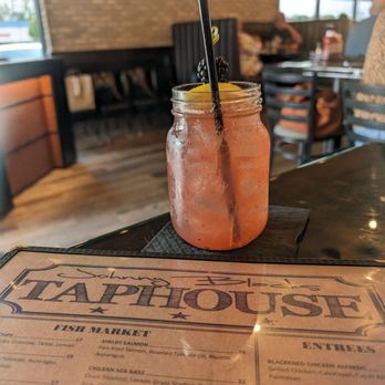 Johnny Blacks Public House - Seafood Near Me - Shelby Township, Michigan