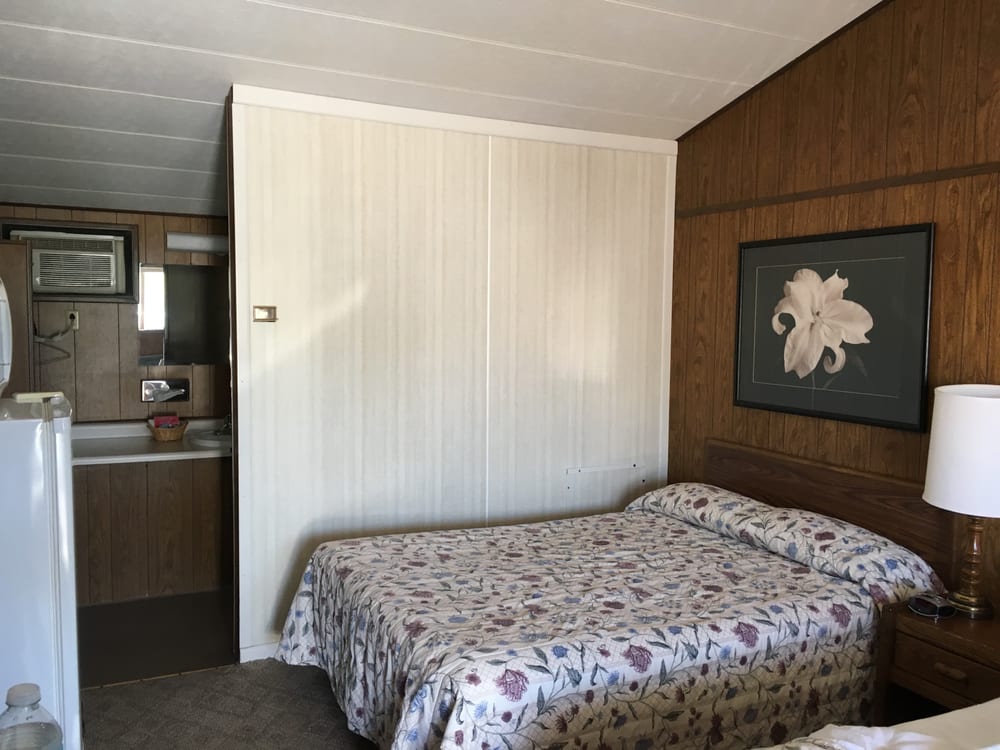 NEBRASKALAND MOTEL Updated August 2024 508 E 2nd St, Rushville