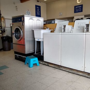 Plaza Laundromat - There's a big sink - Laundromat Near Me - San Leandro, California Plaza Laundromat - There's a big sink - Laundromat Near Me - San Leandro, California