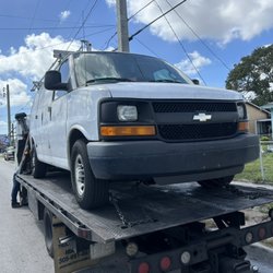 J & F Towing - Fleet vehicle towing B2B. Call us first we are very competitive.