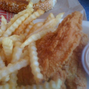 Raising Cane's Chicken Fingers - Fast Food Near Me - Jefferson, Louisiana