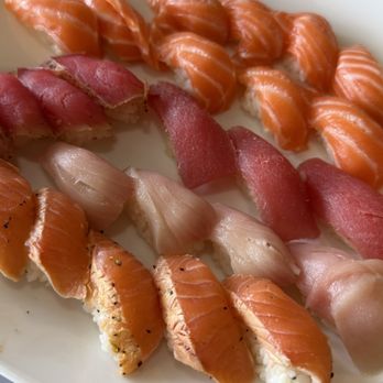 Dozo Sushi & Bar - Sushi Bars Near Me - Monrovia, California